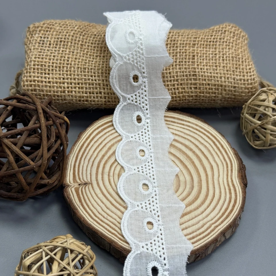 Мереживо прошва  "Сяйво айворі" 4 см  (1 м.), Білий