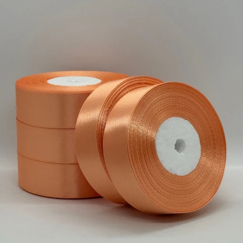 Атласная лента 2,5 см (33 м.), 124 темний персиковий