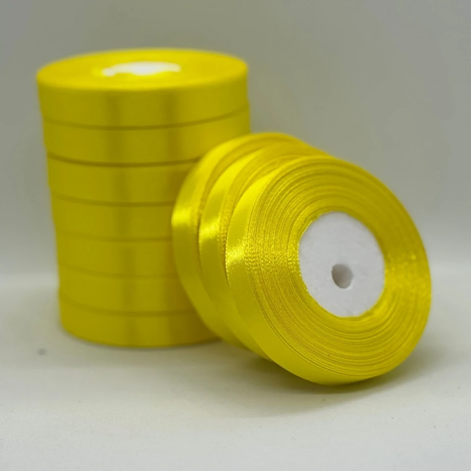 Атласна стрічка 1.2 см (33 м.), 189 лимонний