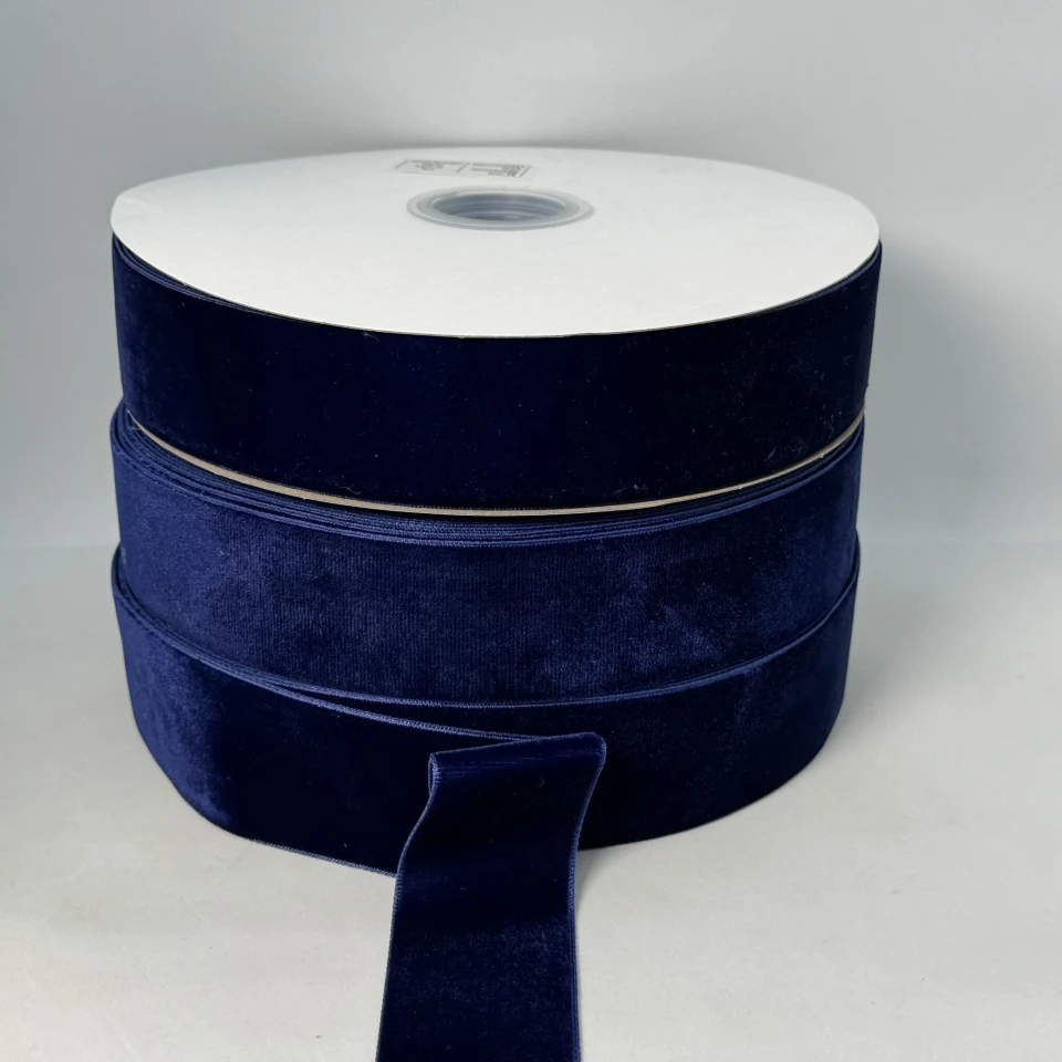 Бархатная лента 3.8 см (25 ярдов/22,75 м.), 52 темно синій