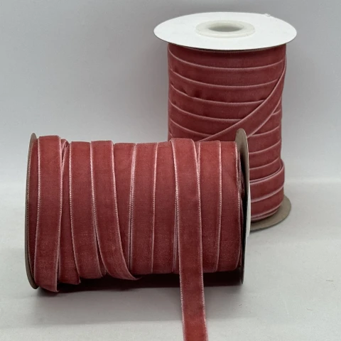 Бархатная лента 1 см (25 ярдов/22,75 м.), 10 рожева пудра