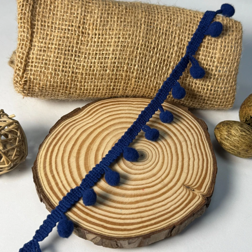 Тесьма с помпонами (20 ярдов/18,28 м.), 38 темний синій