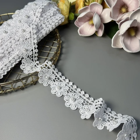 Квітка весни поліестерне мереживо 4 см.(1 м.), білий