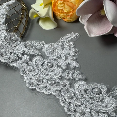 Мережево з кордовую ниткою «Молочний жасмин»А+перли 12 см (1 метр), білий