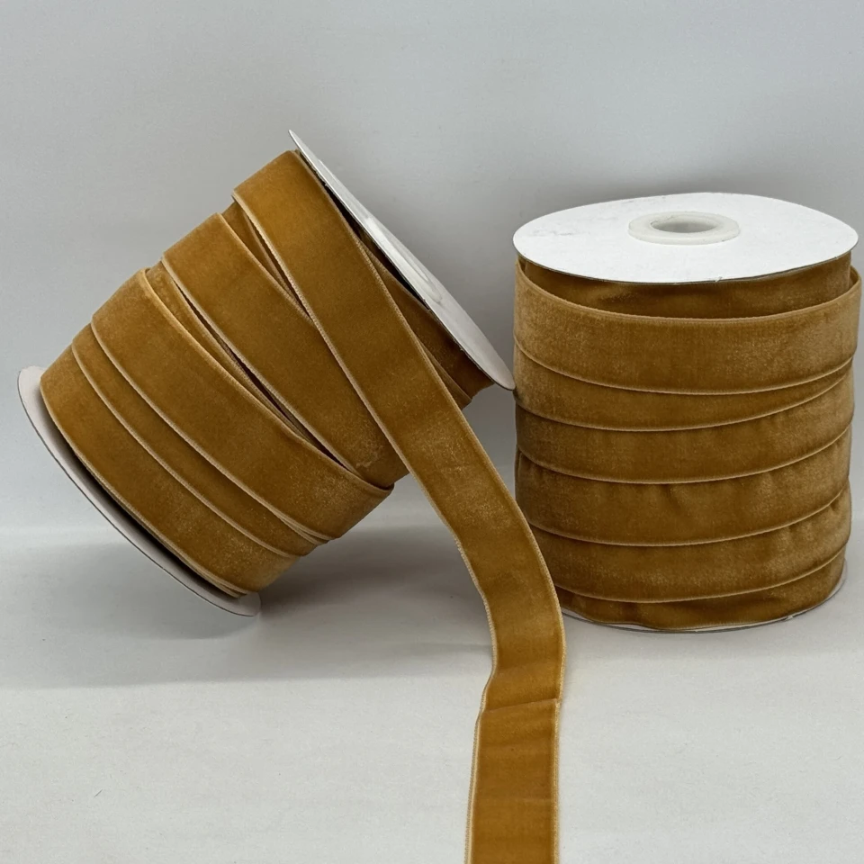 Оксамитова стрічка 2 см (25 ярдів/22,75 м.), 85 бурбон