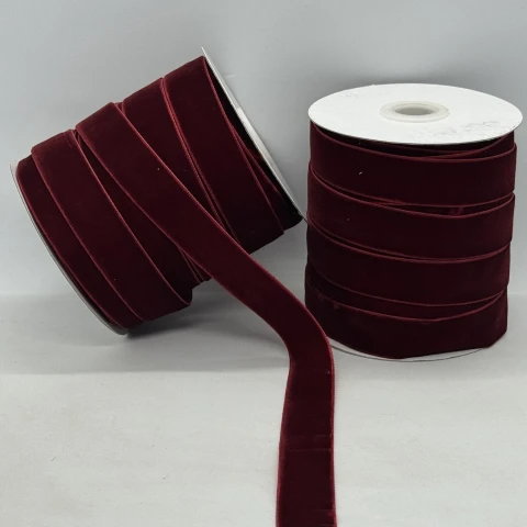 Оксамитова стрічка 2 см (25 ярдів/22,75 м.), 95  темний бордовий