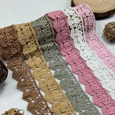 Кружево полиэстер "Свет нежности" 4 см. (1 м.), білий