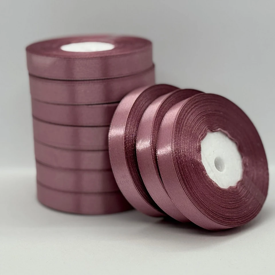 Атласная лента 1.2 см (33 м.), 91 пудровий