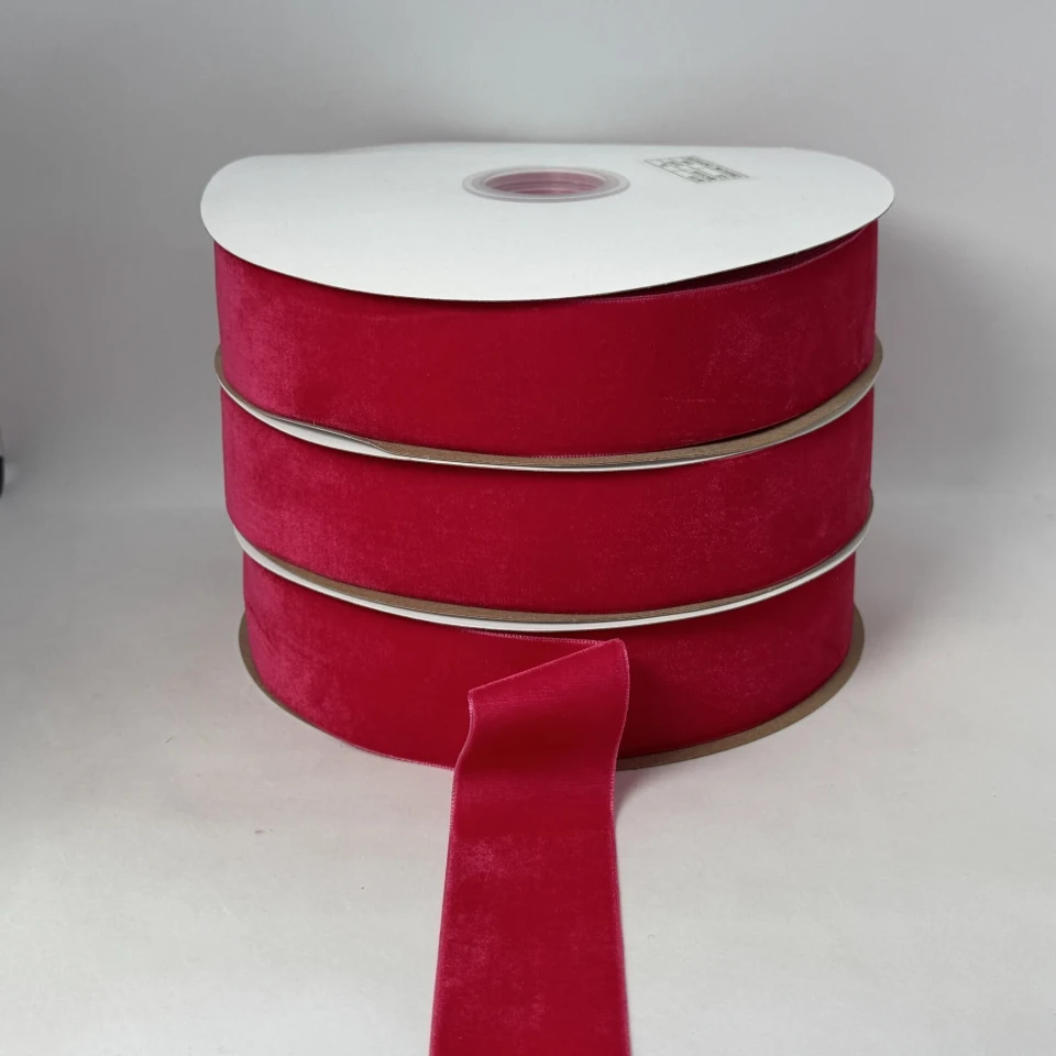 Оксамитова стрічка 3.8 см (25 ярдів/22,75 м.), 30 світлий малиновий