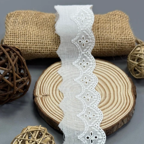 Кружево бордюр "Силуэт гармонии" (1 м.), Білий