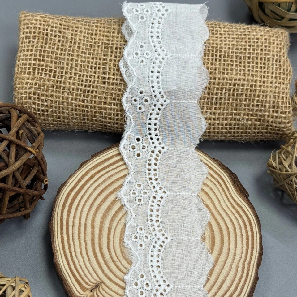 Мереживо прошва "Шепіт лілії" 3 см  (1 м.), білий