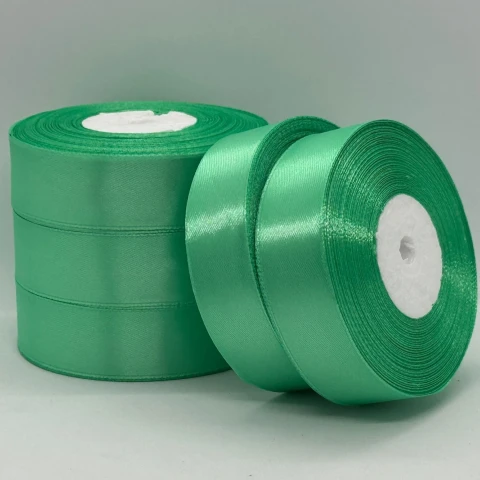 Атласная лента 2,5 см (33 м.), 116 пастельно-зелений