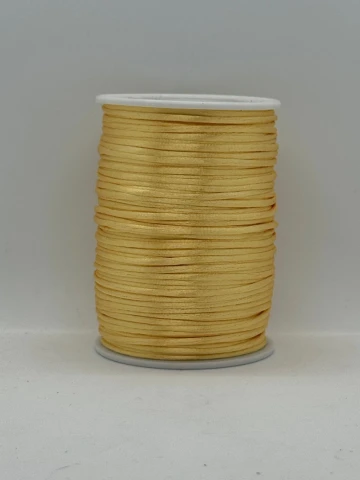 Шнур атласный корсетный 2.3 мм (100 ярдов/91,44 м.), 22 молочний