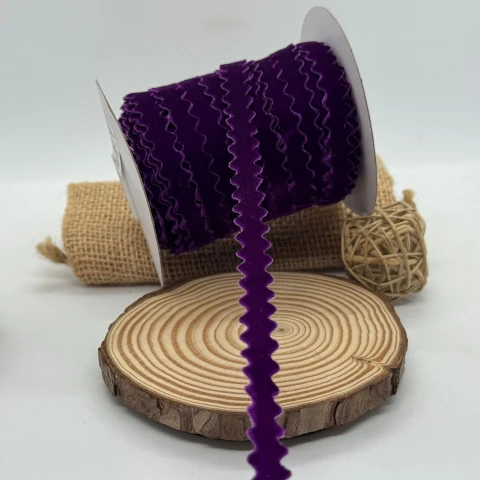 В’юнчик оксамитовий (25 ярдів/ 22,75 м.), 58 фіолет