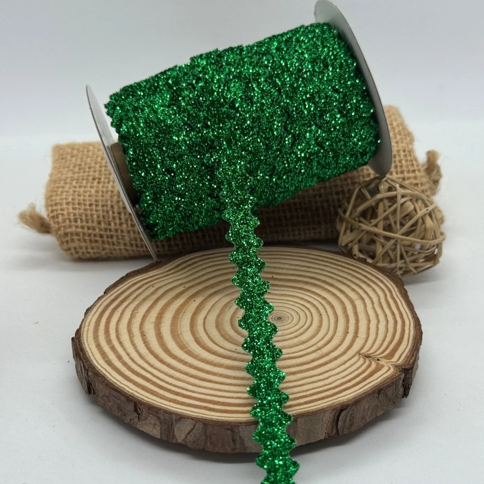 В’юнчик оксамитовий люрекс (25 ярдів/22,75 м.), 06 зелений