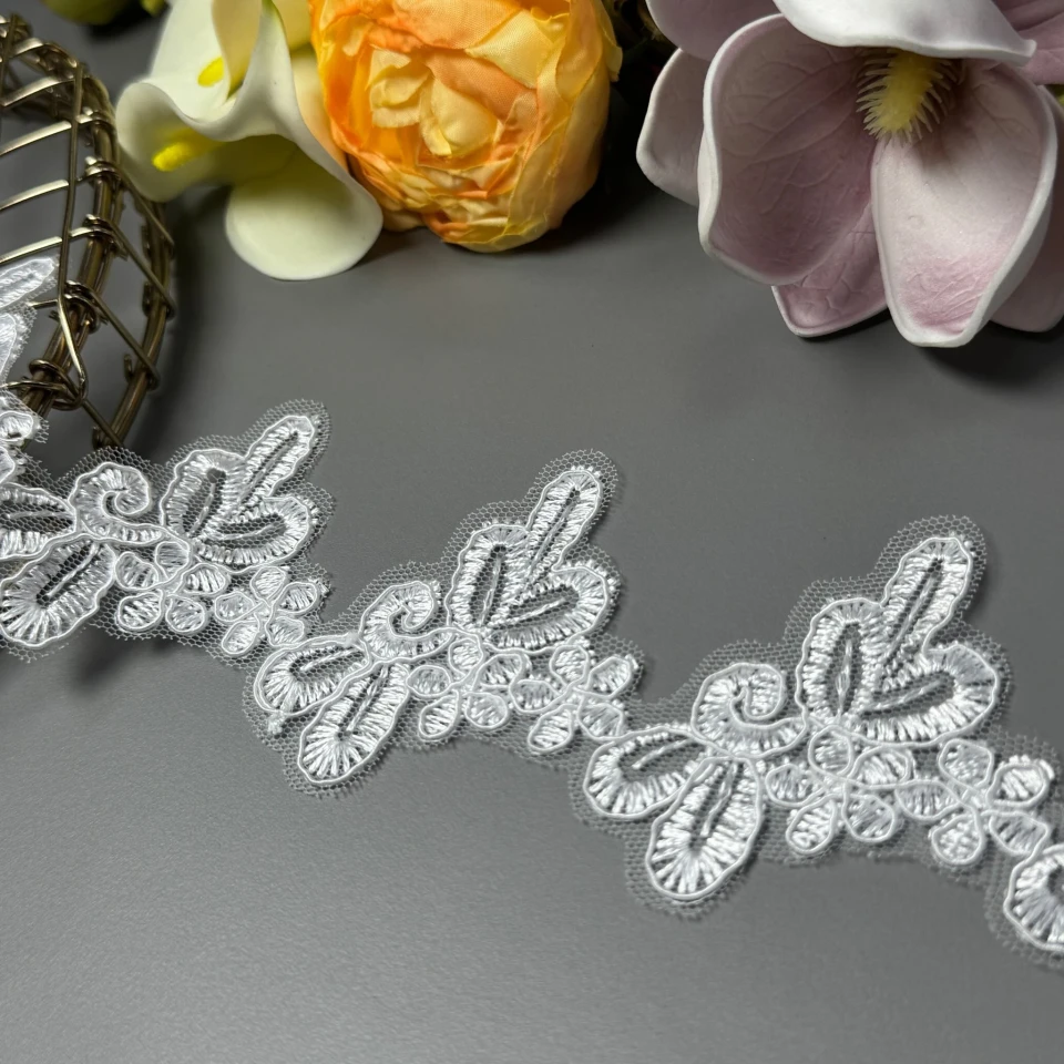 Кружево с кордовой нитью «Тропический цветок» 6 см (1 м.), білий