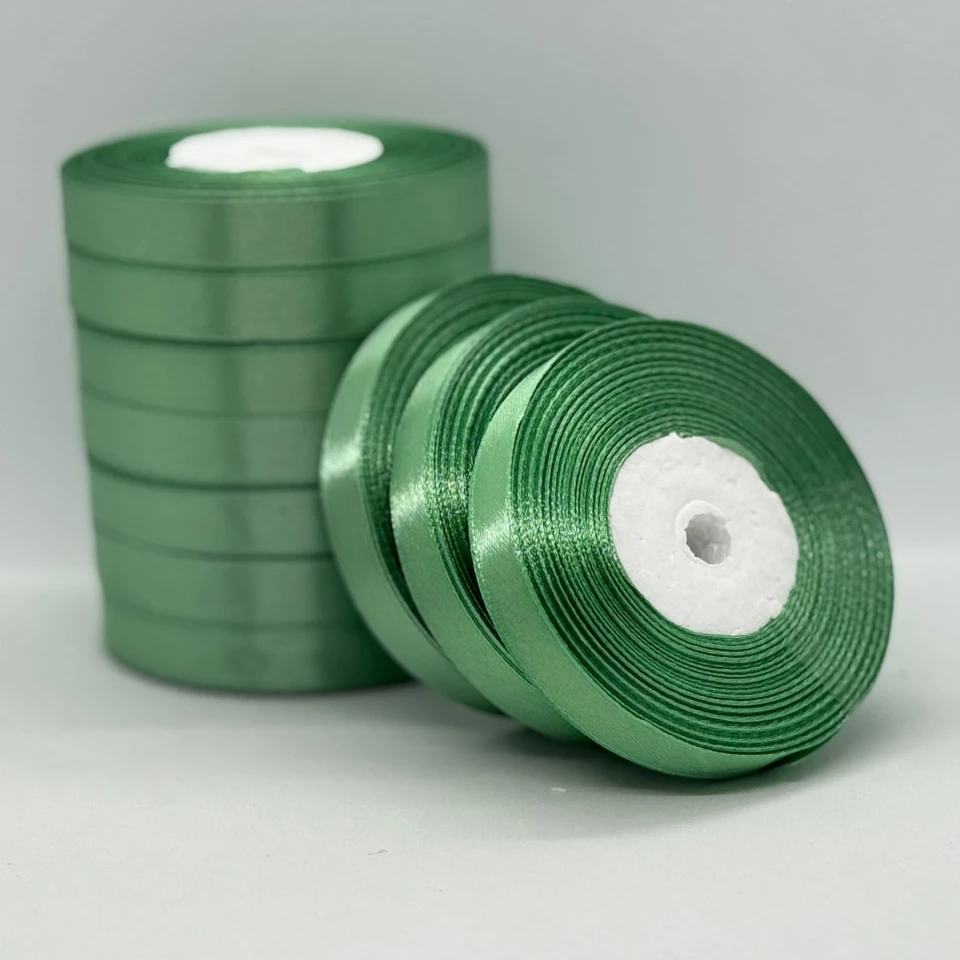 Атласная лента 1.2 см (33 м.), 167 лісний зелений