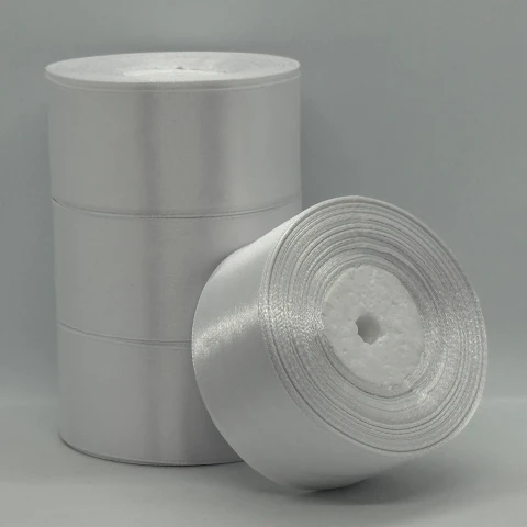 Атласна стрічка 4 см (33 м.), 01 білий