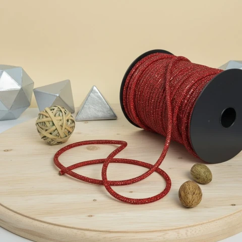 Стразовый шнур 6 мм 8 рядов (50 м), червоний