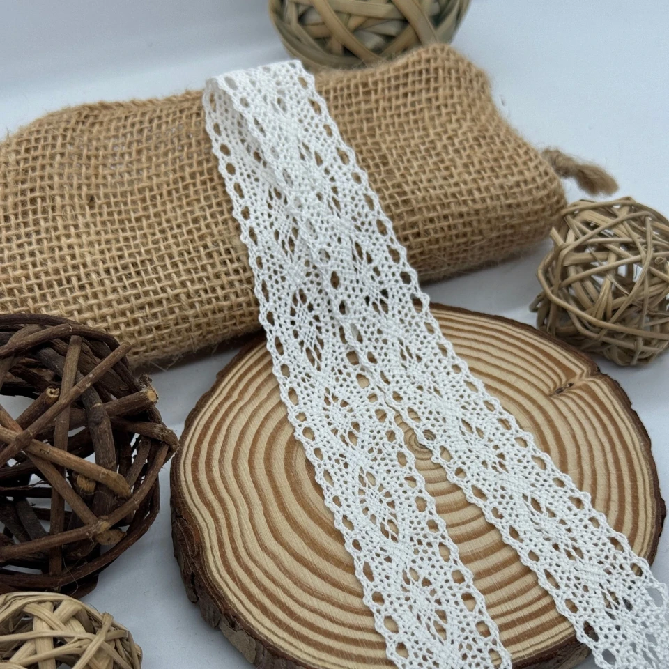 Кружевное макраме "Сияние утра" 2,5 см (1 м.), білий
