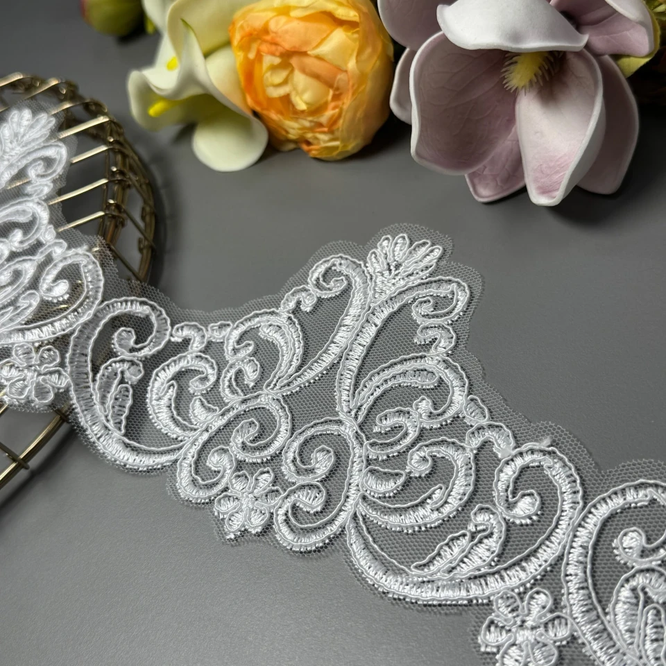 Кружево с кордовой нитью«Фуксия рассвета» 10 см (1 метр), білий