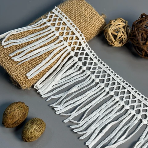 Кружево полиэстер "Белая элегия" 10 см (1 м.), молочний