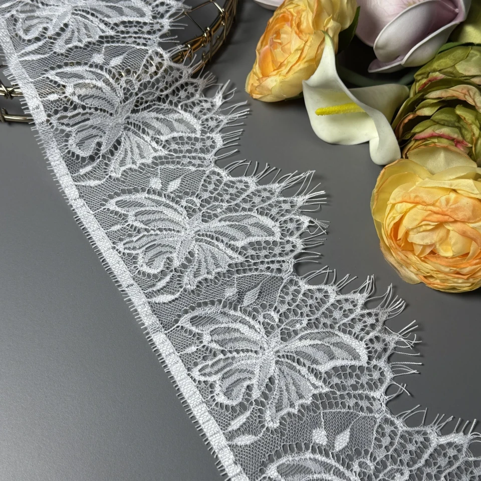 Кружево французское «Лепестки любви» 12 см. (купон 3 м.), теплий білий