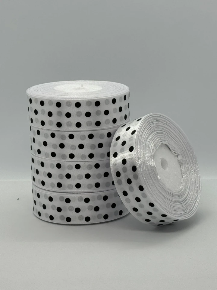 Атласная лента в горох 2.5 см (33 м.), 01 білий + чорний