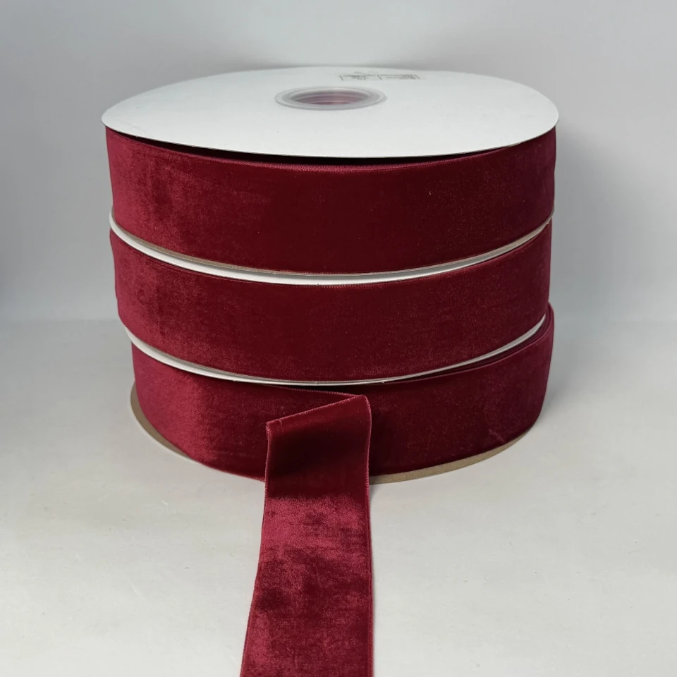 Бархатная лента 3.8 см (25 ярдов/22,75 м.), 31 світлий бордовий