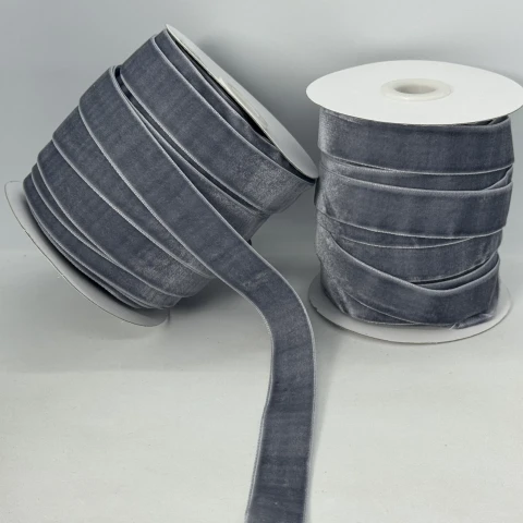 Оксамитова стрічка 2 см (25 ярдів/22,75 м.), 89 сірий