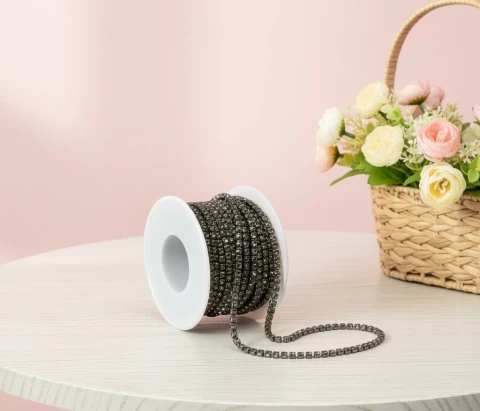 Цепі камні ss 8 2.5 мм (10 ярдів), сірий гематит