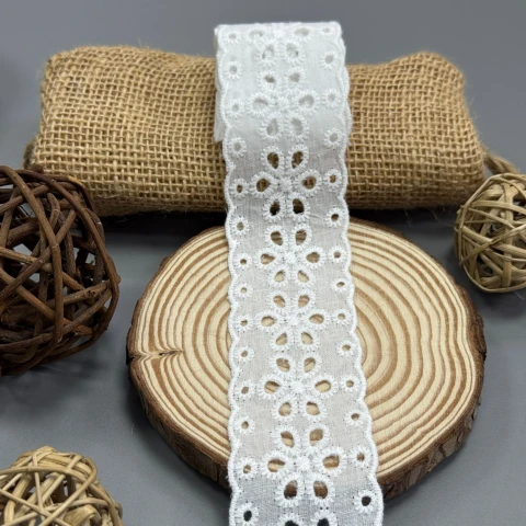 Мереживо прошва "Теплий шепіт" 4,5 см  (1 м.), Білий