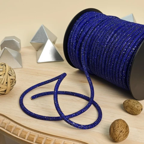 Стразовый шнур 6 мм 8 рядов (50 м), електрик
