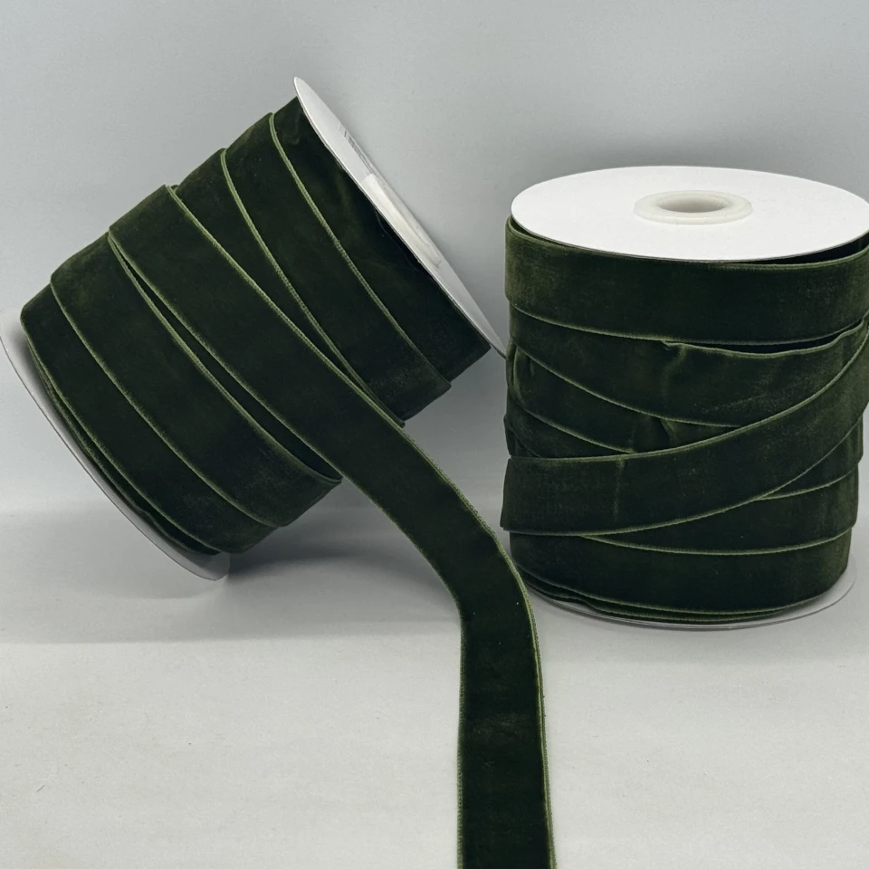 Оксамитова стрічка 2 см (25 ярдів/22,75 м.), 36 оливковий