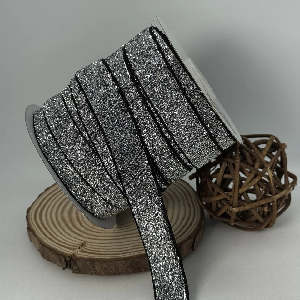 Оксамитова стрічка люрекс 2 см (25 ярдів/22,75 м.), 17 срібло + чорний