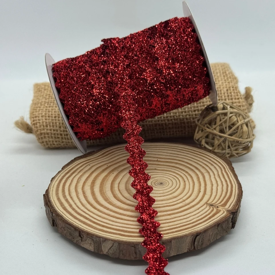 В’юнчик оксамитовий люрекс (25 ярдів/22,75 м.), 16 червоний