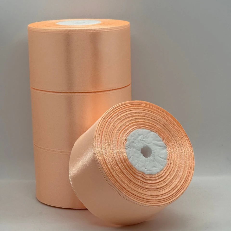 Атласная лента 5 см (33 м.), 07 крем