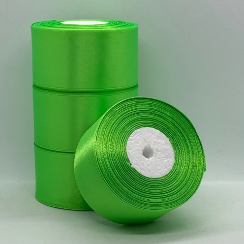 Атласная лента 5 см (33 м.), 52 яскраво зелений