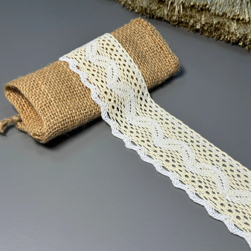 Кружево макраме "Цветочный шлейф" 6 см (1м.), бежевий+білий