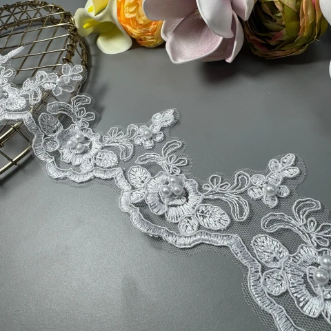 Мережево з кордовую ниткою «Літній букет»А+перли 8 см (1 м.), білий