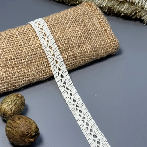 Кружевной макраме "Солнечная искорка" 1,5 см (1 м.), бежевий