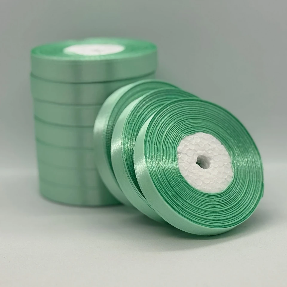 Атласная лента 1.2 см (33 м.), 181 мята