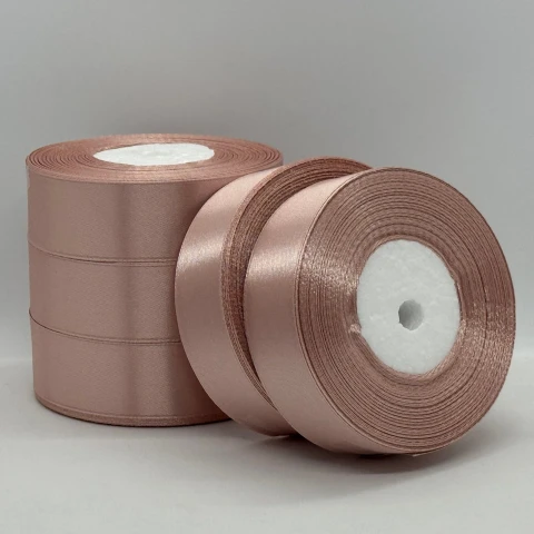 Атласная лента 2,5 см (33 м.), 107 світлий пудровий