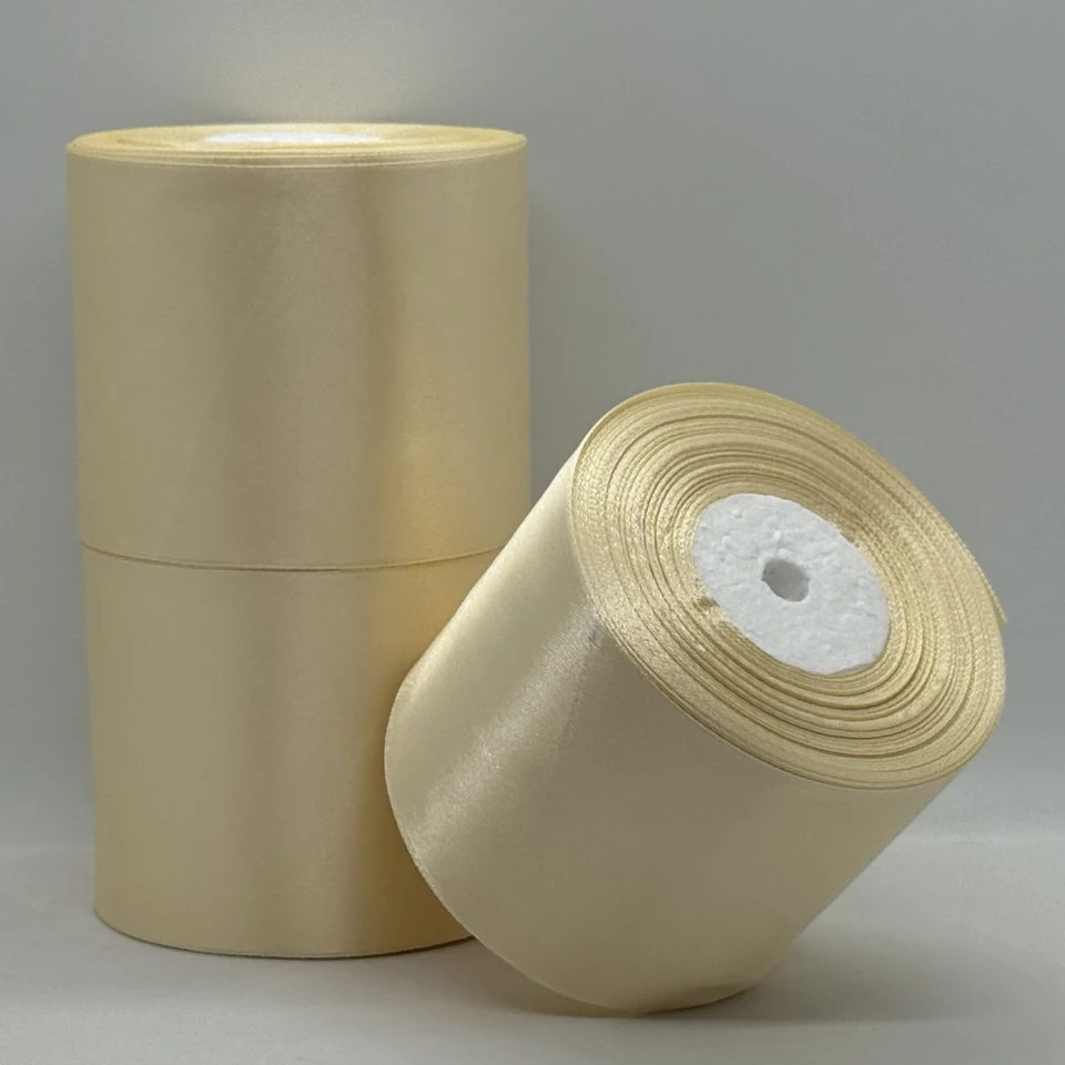 Атласна стрічка 7.5 см (33 м.), 02 темний молочний