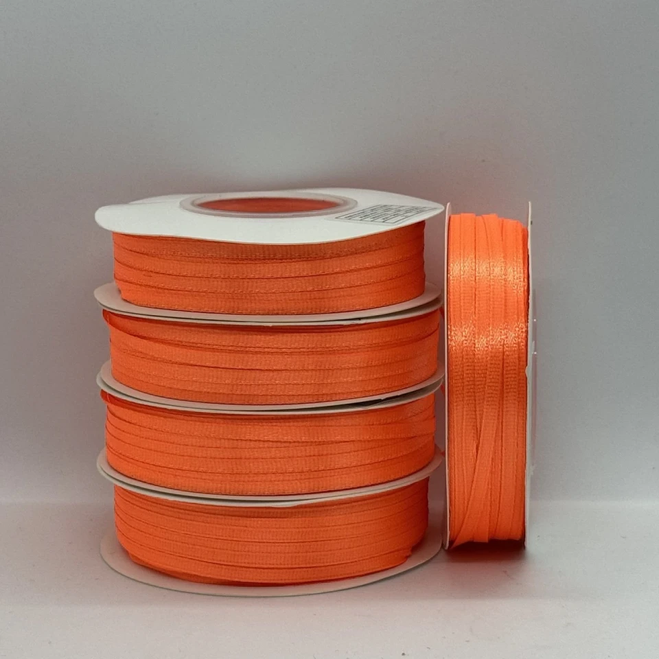 Атласна стрічка 0.3 см (91 м.), 22 неон помаранчевий