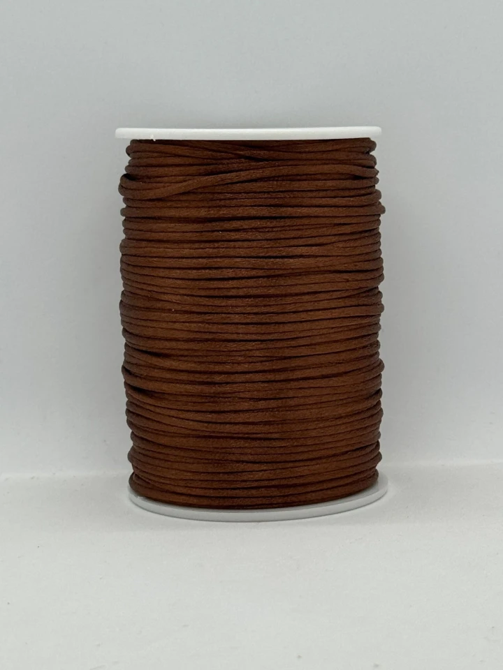Шнур атласный корсетный 2.3 мм (100 ярдов/91,44 м.), 6 коричневий