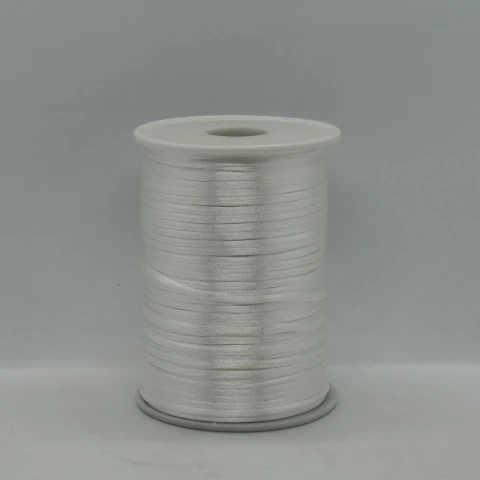 Шнур атласний корсетний 2.3 мм (100 ярдів/91,44 м.), 13 айворі