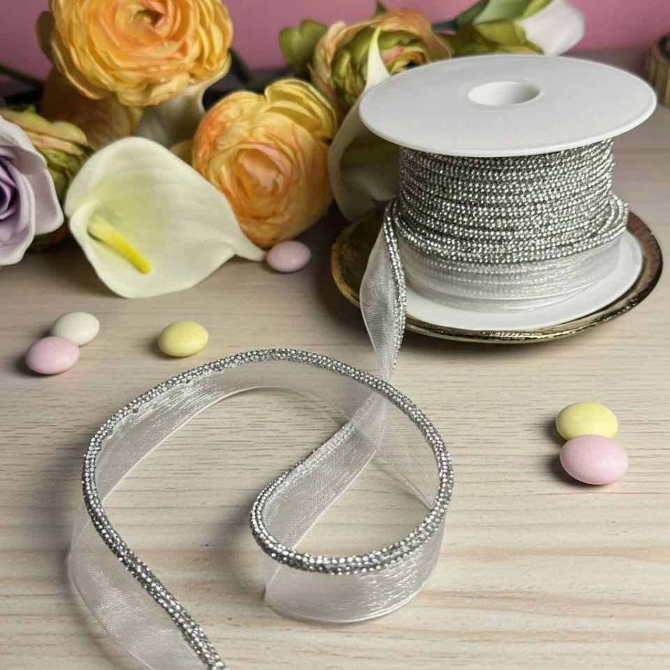 Стразовый кант 3.5 мм 6 рядов (15 м), срібло WHITE