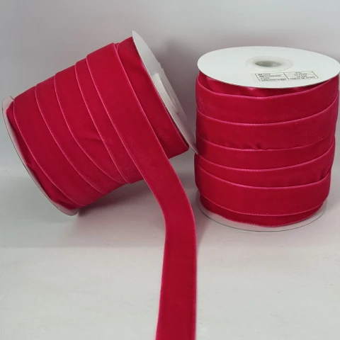 Оксамитова стрічка 2 см (25 ярдів/22,75 м.), 30  світлий малиновий