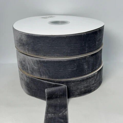 Оксамитова стрічка 3.8 см (25 ярдів/22,75 м.), 89 сірий